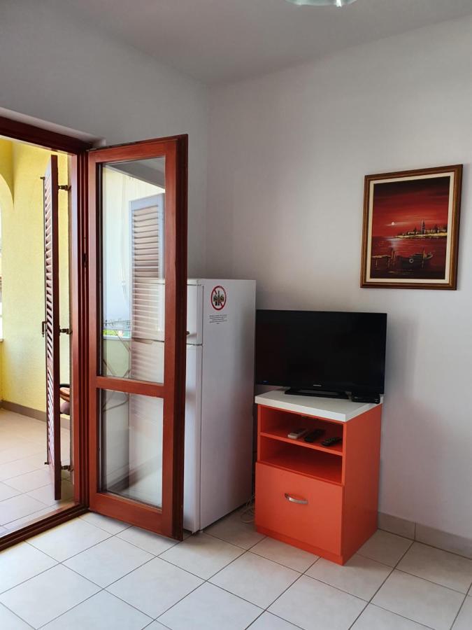 Apartments Viktor Rogoznica  Extérieur photo