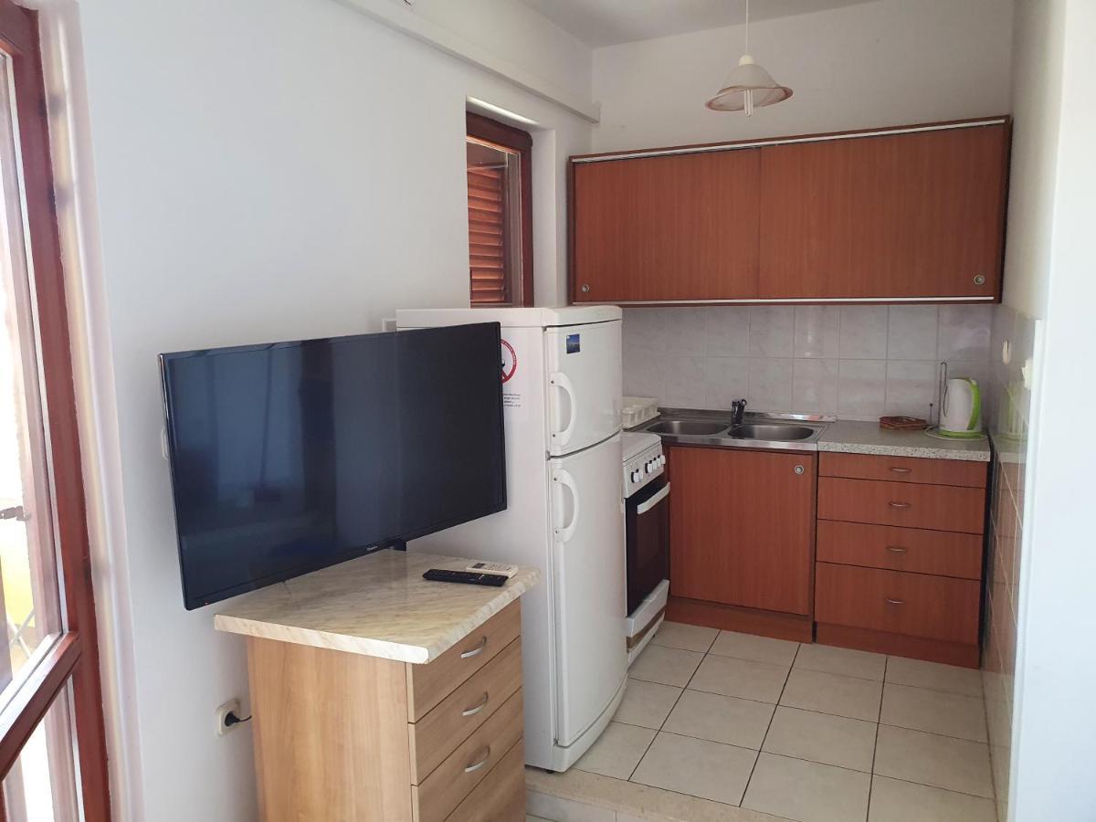Apartments Viktor Rogoznica  Extérieur photo