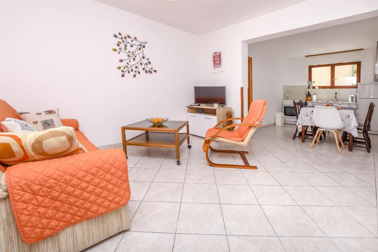 Apartments Viktor Rogoznica  Extérieur photo