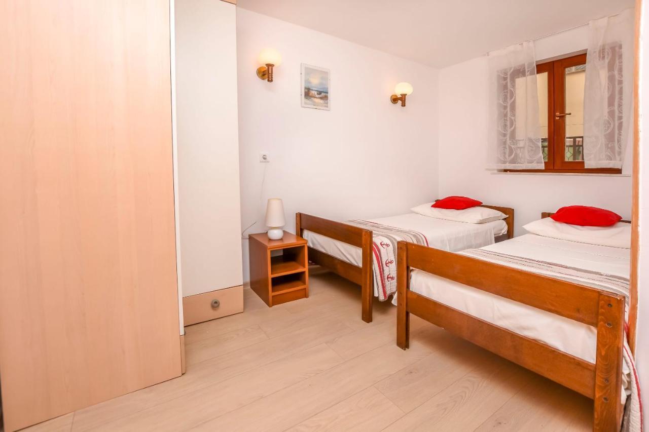 Apartments Viktor Rogoznica  Extérieur photo
