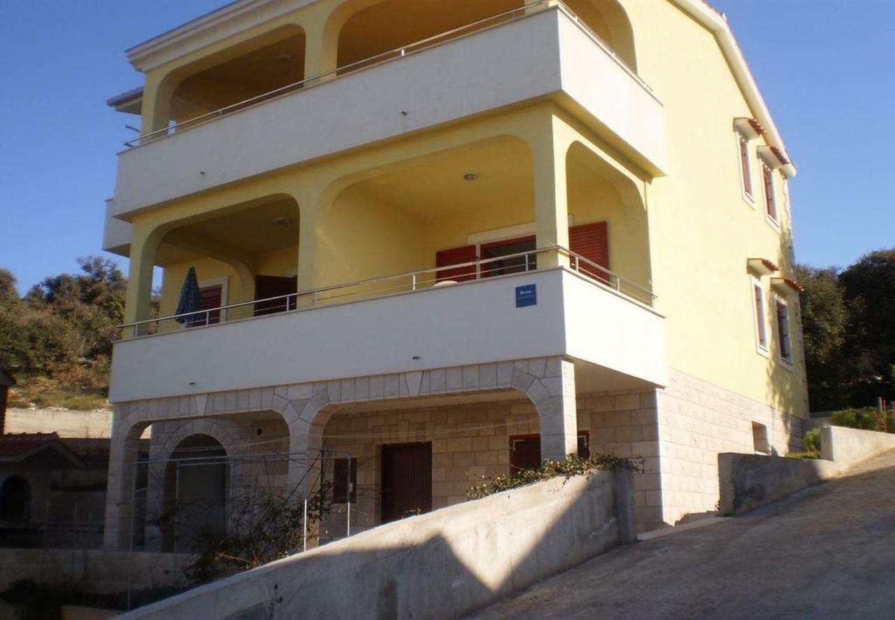 Apartments Viktor Rogoznica  Extérieur photo